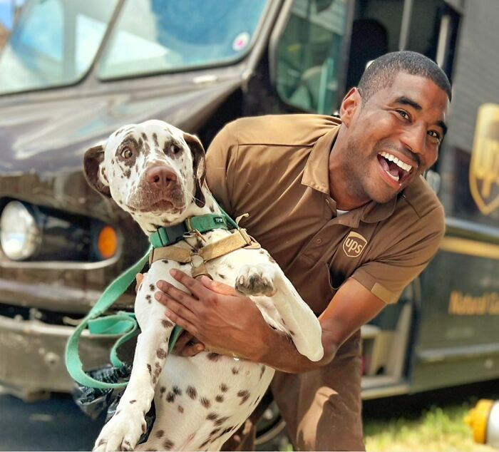 UPS Delivery Man Makes A Point Of Greeting Every Dog He Encounters (New Pics)