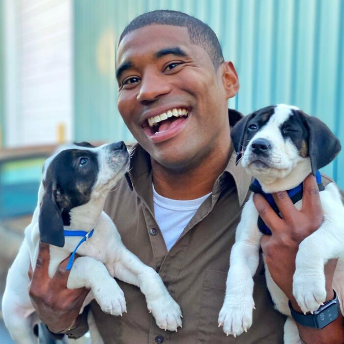 UPS Delivery Man Makes A Point Of Greeting Every Dog He Encounters (New Pics)