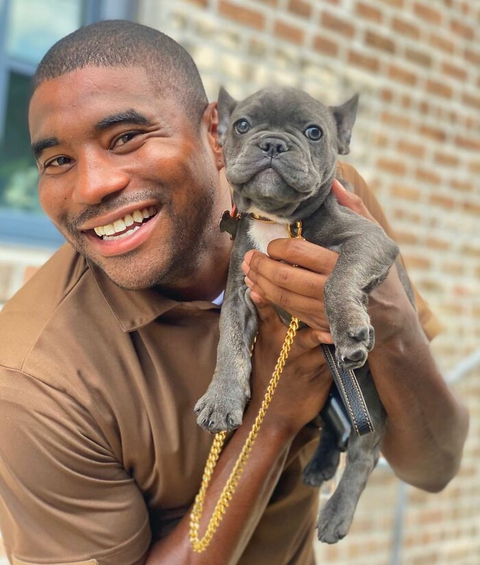 UPS Delivery Man Makes A Point Of Greeting Every Dog He Encounters (New Pics)