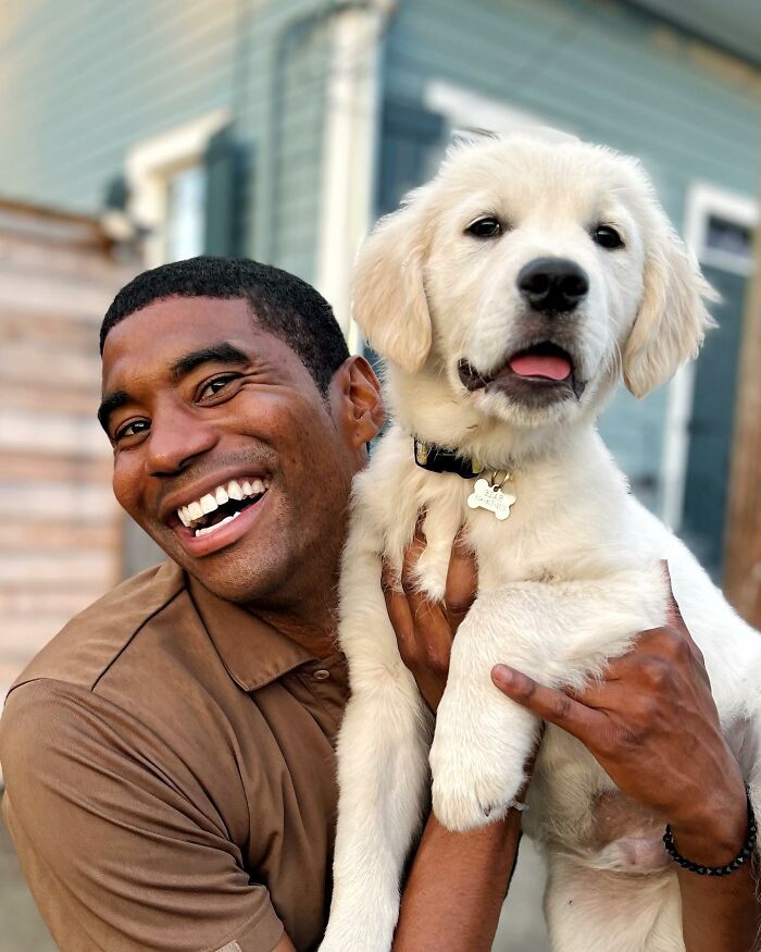 UPS Delivery Man Makes A Point Of Greeting Every Dog He Encounters (New Pics)