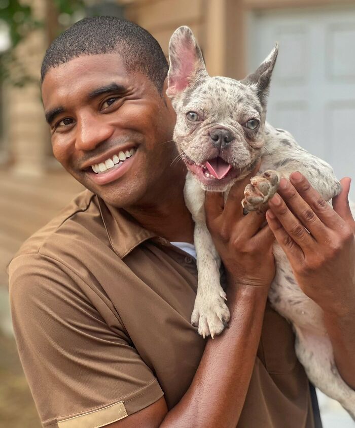 UPS Delivery Man Makes A Point Of Greeting Every Dog He Encounters (New Pics)