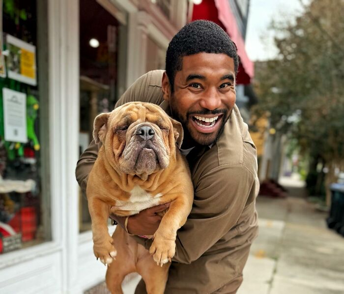 UPS Delivery Man Makes A Point Of Greeting Every Dog He Encounters (New Pics)