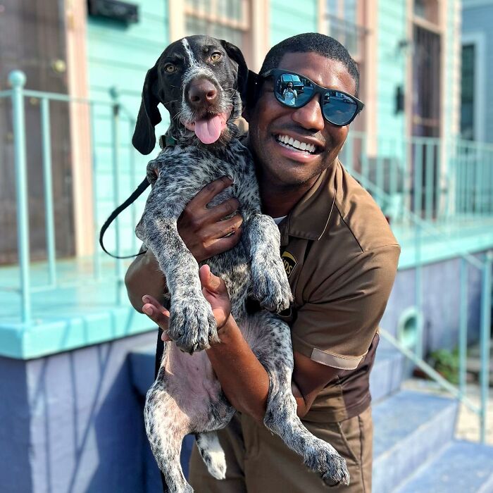 UPS Delivery Man Makes A Point Of Greeting Every Dog He Encounters (New Pics)