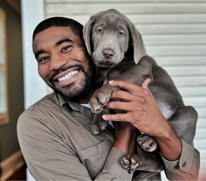 UPS Delivery Man Makes A Point Of Greeting Every Dog He Encounters (New Pics)